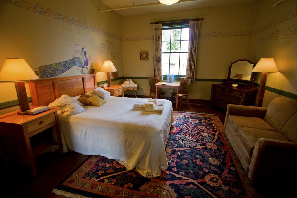 Hotel Mcmenamins Edgefield Troutdale Habitación foto