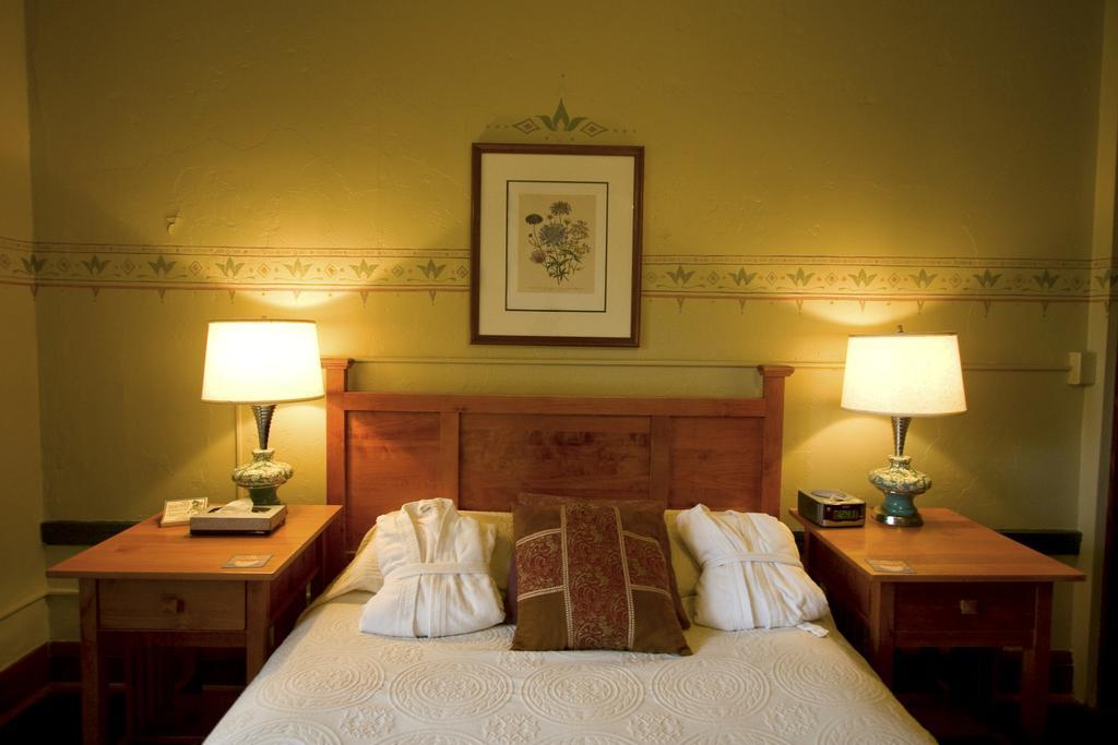 Hotel Mcmenamins Edgefield Troutdale Habitación foto