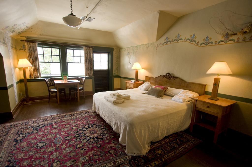Hotel Mcmenamins Edgefield Troutdale Habitación foto