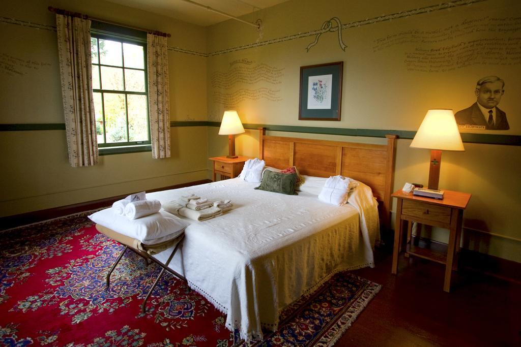 Hotel Mcmenamins Edgefield Troutdale Habitación foto