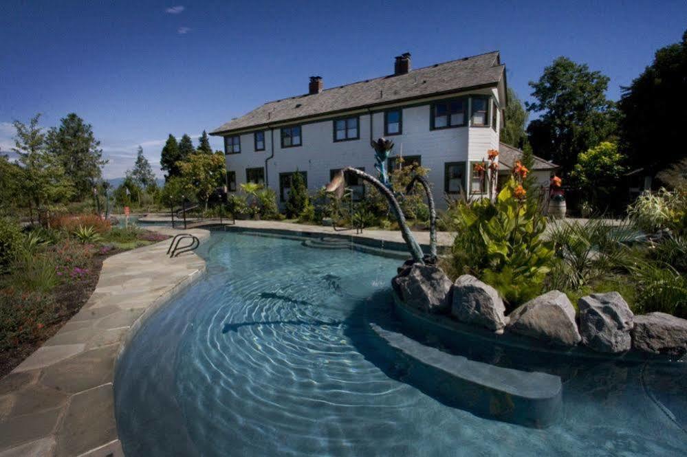 Hotel Mcmenamins Edgefield Troutdale Exterior foto